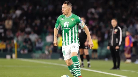 ANDRES GUARDADO.jpg