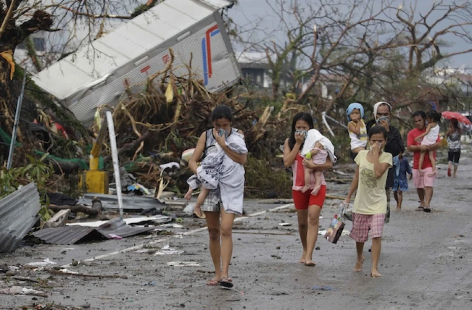 La población se encuentra refugiada en centros públicos, a donde fueron evacuados preventivamente 8,000 personas