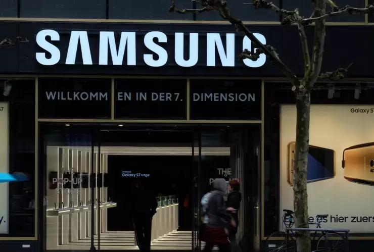 El One UI 7 se está instalando en miles de celulares y este es su peso