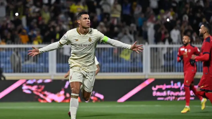 Cristiano Ronaldo celebra su gol con el Al-Nassr