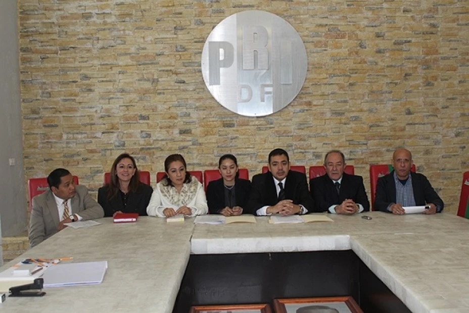 El PRI busca que sus aspirantes sean las personas más competentes, profesionales y cuenten con intachable conducta.