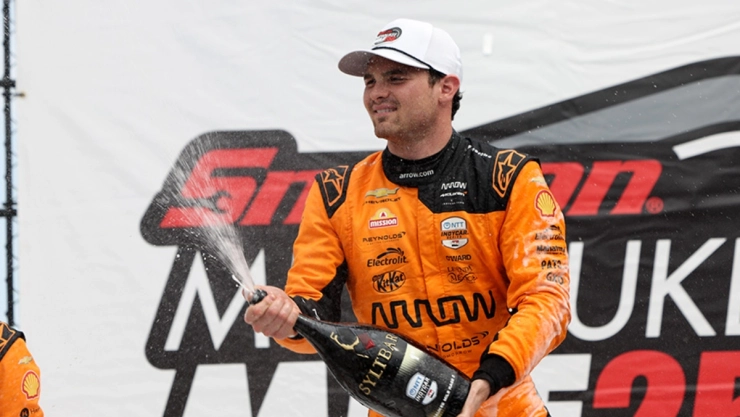 Pato O’Ward gana en Milwaukee