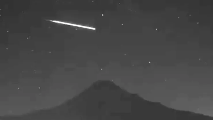 objeto en el volcán de Colima