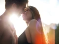 El primer beso... (Créditos: Tom Wilde/Getty Images)