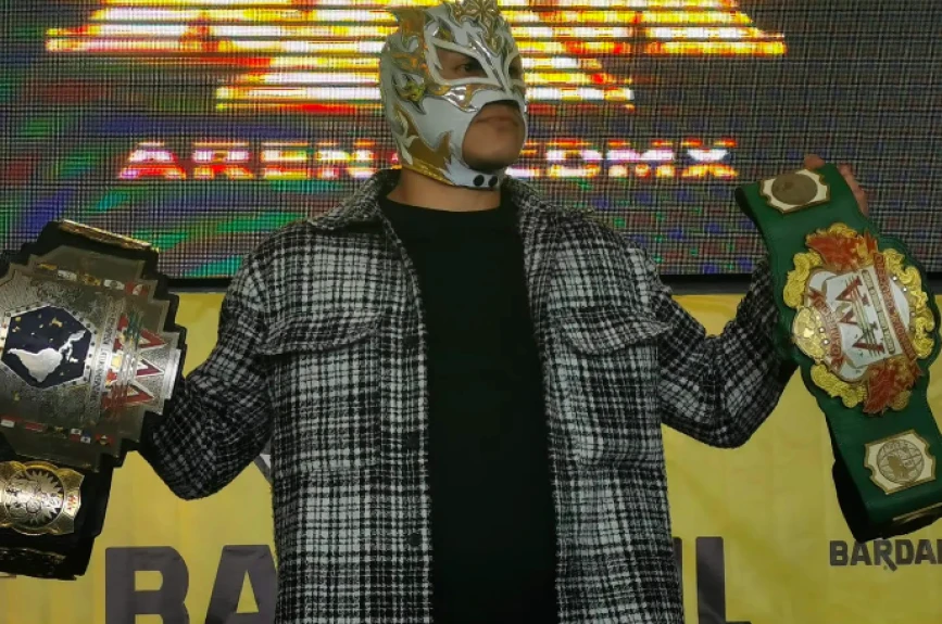 Lucha Libre AAA Triplemanía XXX cartel completo