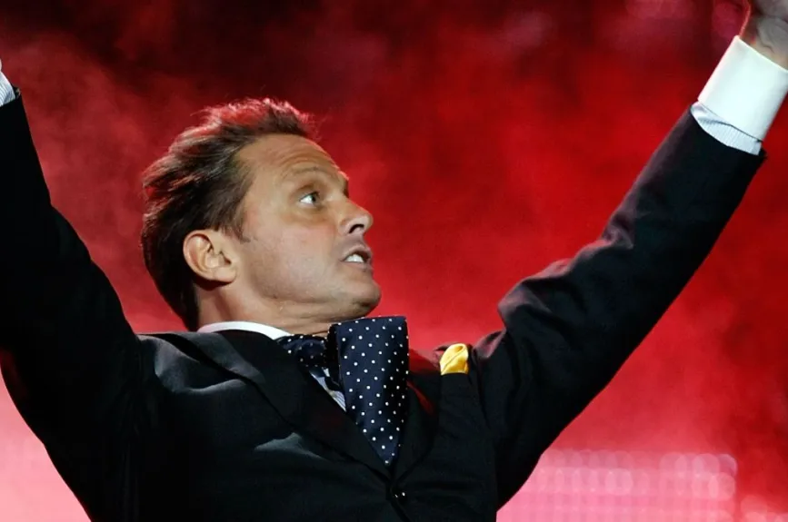 Luis Miguel (8).jpg