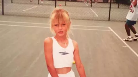 Sharapova .jpeg