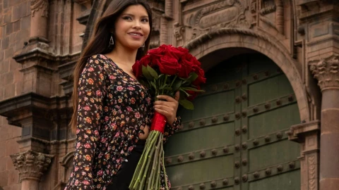 vestido midi floral.jpg