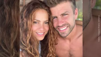 Shakira y Pique en la playa.jpg