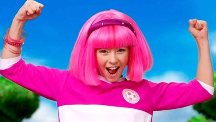 ¿Cómo luce actualmente Chloe Lang, actriz que interpretó a Stephanie en LazyTown?