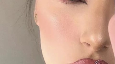 El delineado difuminado busca un estilo imperfecto intencional