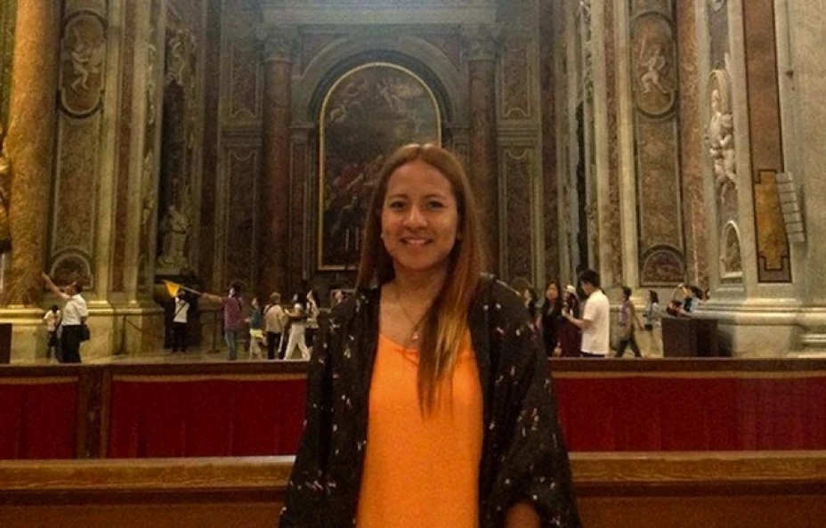 Delfín Ortega, de 22 años de edad y originaria de Xalapa, Veracruz, estudiaba derecho en una universidad de Santiago de Compostela como parte de un intercambio