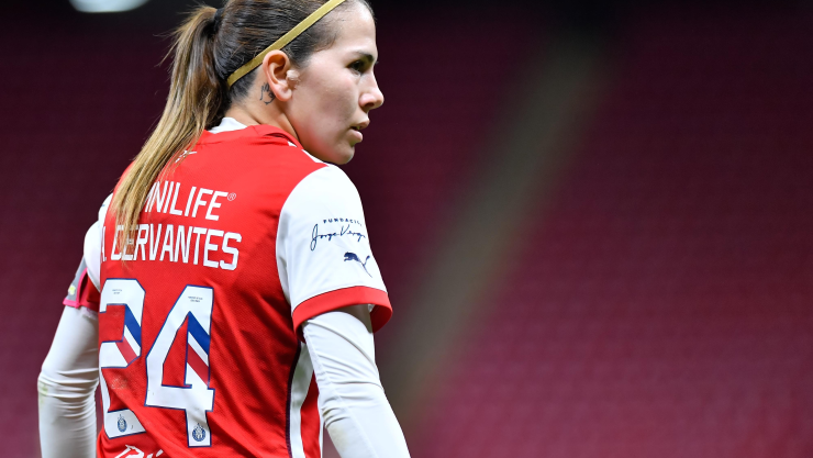 Licha Cervantes con Chivas Femenil