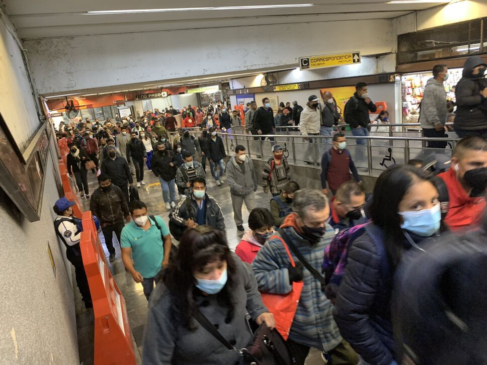 Estos serán los horarios del Metro CDMX en Navidad y Año Nuevo