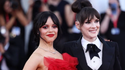 Jenna Ortega y Winona Ryder