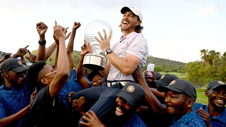 Tommy Fleetwood celebra su titulo en Sudáfrica
