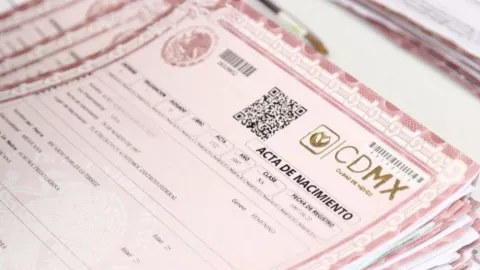 Reforman Código Civil de Colima para cambio de género en actas de nacimiento