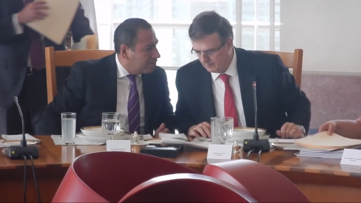 Se reúne Ebrard con legisladores en la sede de la Cancillería