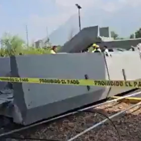 Revelan qué provocó la caída del puente peatonal en Monterrey y quiénes son los responsables.jpg