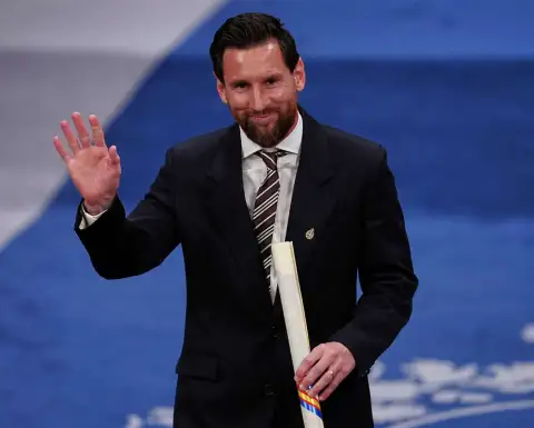 Lionel Messi tras recibir el premio Princesa de Austria del deporte en Oviedo, España.