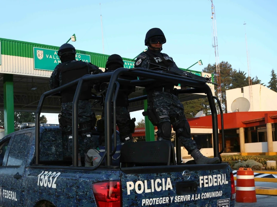 Policías