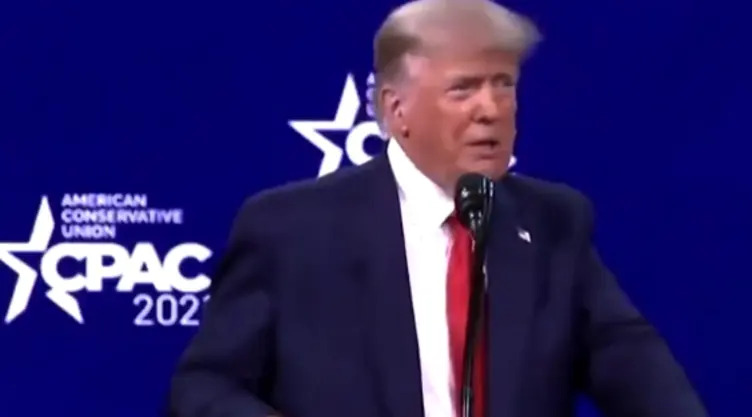 trump-reaparece.jpg
