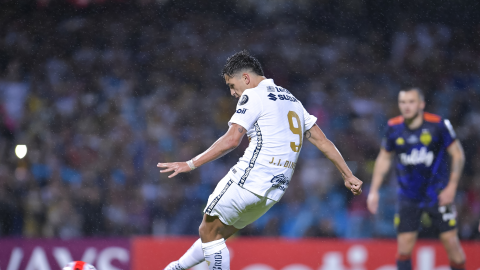 Juan Dinenno Pumas ofertas Arabia