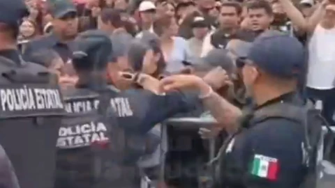 se calientan los ánimos scorpions feria de puebla 2025