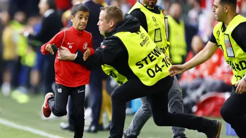 Niño y Cristiano Ronaldo