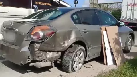 ÚLTIMA HORA_ Se reporta carambola en el Periférico de Mérida; hasta 4 vehículos involucrados