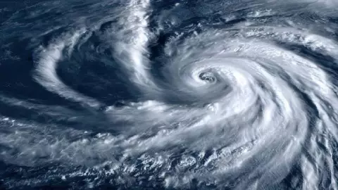 Expertos afirman que esta será la PEOR temporada de huracanes en el Atlántico