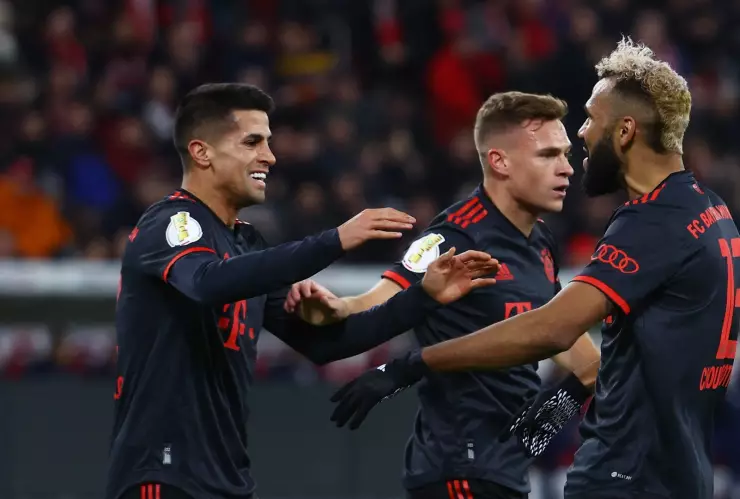 Joao Cancelo debuta con asistencia con el Bayern Múnich.jpg