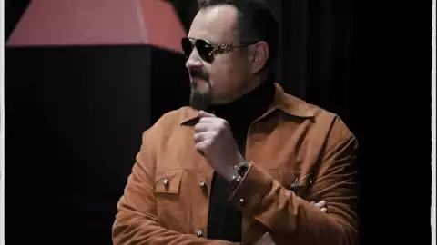 Pepe Aguilar.jpeg