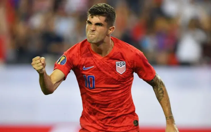 estadounidense Christian Pulisic festejando uno de sus dos goles con los que su selección ganó a Jamaica en la semifinal de la Copa de Oro. Imagen, Reuters.