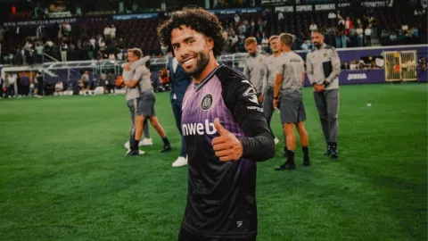 César Huerta ex Chivas 