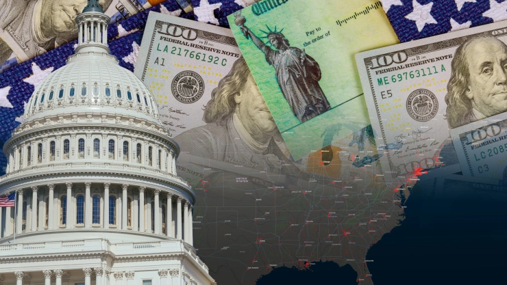 un concepto con el mapa de Estados Unidos y dólares superpuestos