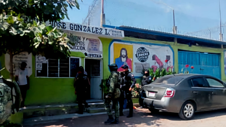 sujetos-armados-atacan-anexo-secuestran-interno-buenavista-michoacan