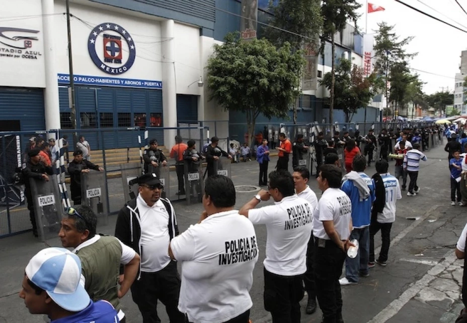 El partido se realizará en el Estadio Azul a las 17:00 horas