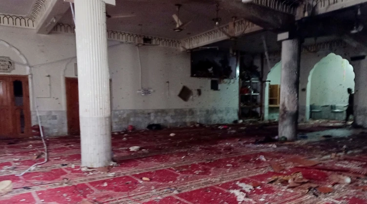 isis mezquita pakistan ataque