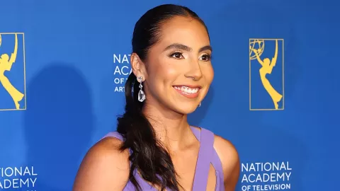 Diana Flores durante los Sports Emmy Awards 44.jpg