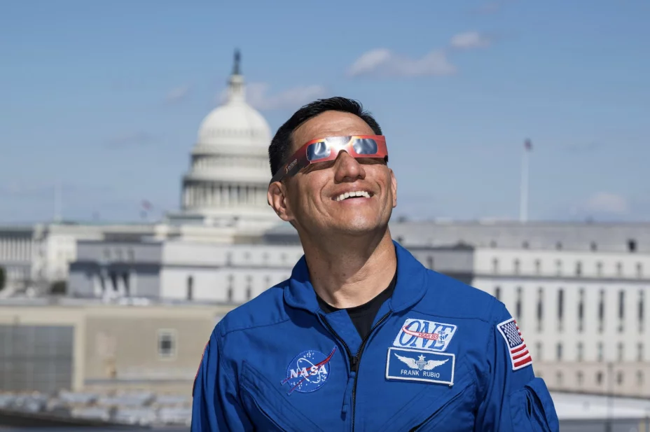 nasa eclipse solar 2024.jpg