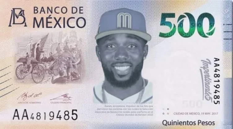 Randy Arozarena sale hasta en los billetes
