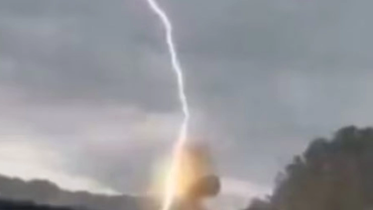 ¡Tragedia! Dos albañiles murieron por impacto de rayo en Colima