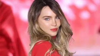 Así reaccionó Belinda por burlas de Nodal tras su caída en la pasarela