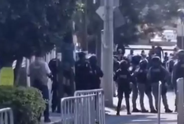 Reportan intensa movilización en la Calzada Ignacio Zaragoza hoy 1 de mayo de 2024