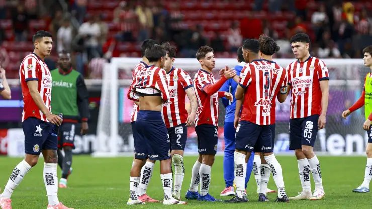 Isaac Brizuela posible baja para el Apertura 2025 de la Liga BBVA MX