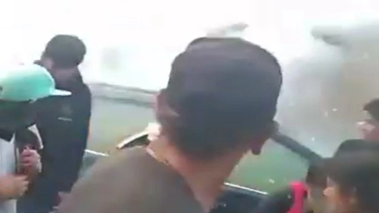 VIDEO_-¡Emergencia-en-Cuautitlán-Izcalli_-Automóvil-cargado-con-pirotecnia-explotó-durante-procesión.webp