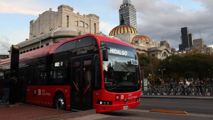 Metrobús CDMX abre vacante de 16 mil pesos mensuales