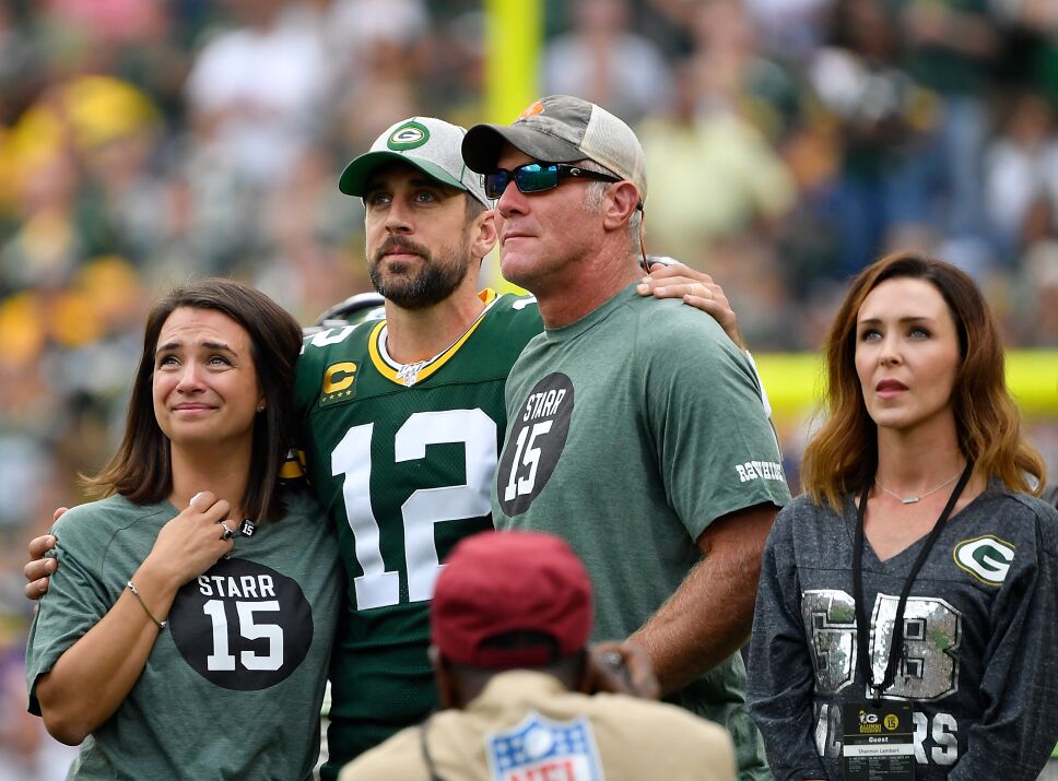Minnesota Vikings v Green Bay Packers
