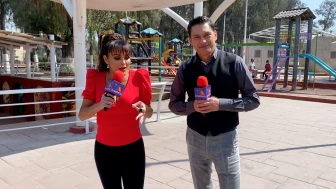Verónica Macías y Juan Barragán transmitiendo desde Tecámac.png